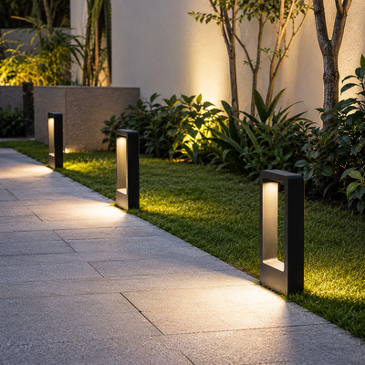 Outdoor Pathway Light