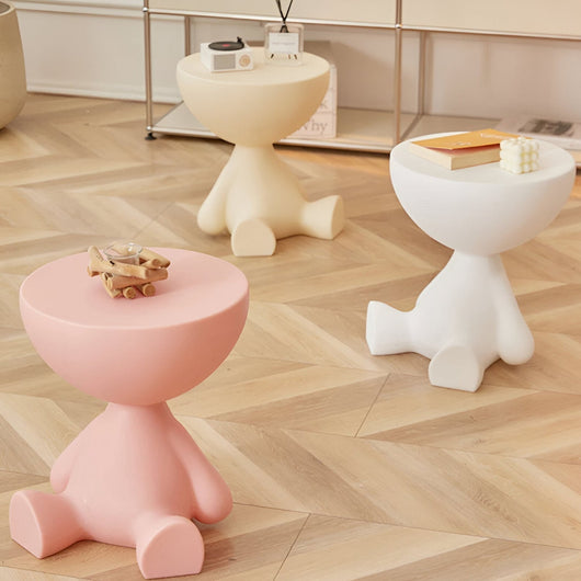 Luxury Round Coffee Table - Chair pairing