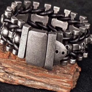 Skull Chain Link Bracelet