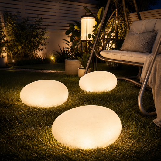 Cobblestone Garden Light