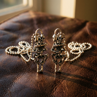 Skull Couple Infinity Necklace
